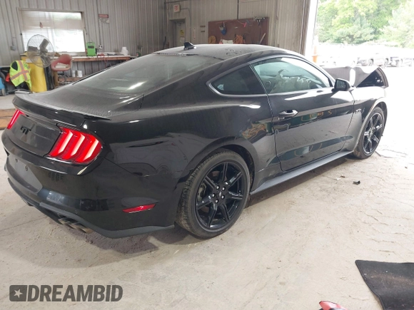 2020 Ford Mustang GT with VIN 1FA6P8CFXL5158685, listed as a IAAI auction lot 42276105 with 13,775 mi miles and . Bid and sale history available at DreamBid. Image 4.