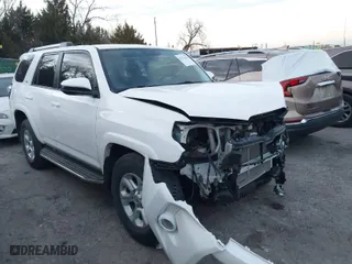 2019 Toyota 4Runner SR5 with VIN JTEZU5JR0K5211223, listed as a IAAI auction lot 41173044 with 49,904 mi miles. Bid and sale history available at carsss.com. Image 1.