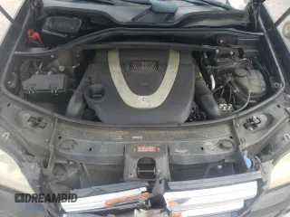 2009 Mercedes-Benz GL-Class 4.6L with VIN 4JGBF71E39A449301, listed as a Copart auction lot 76270754 with 115,009 mi miles and Salvage Title. Bid and sale history available at carsss.com. Image 12.