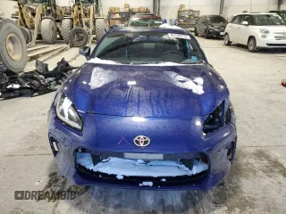 2024 Toyota GR86 Premium with VIN JF1ZNBE17R9754095, listed as a Copart auction lot 45186715 with 8,142 mi miles and Salvage Title. Bid and sale history available at carsss.com. Image 5.