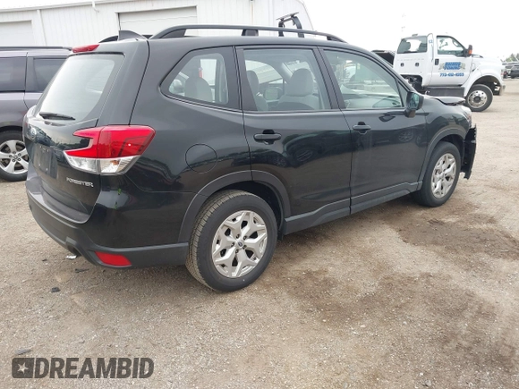 2021 Subaru Forester with VIN JF2SKADC9MH485969, listed as a IAAI auction lot 42400643 with 30,894 mi miles and . Bid and sale history available at DreamBid. Image 4.