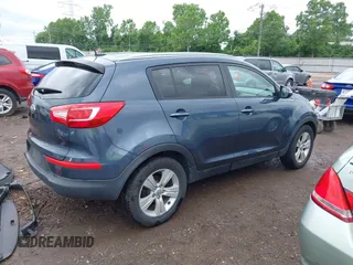2013 Kia Sportage LX with VIN KNDPB3A26D7452008, listed as a IAAI auction lot 42435597 with 109,397 mi miles and . Bid and sale history available at DreamBid. Image 4.