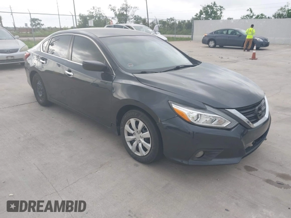 2016 Nissan Altima S with VIN 1N4AL3APXGN321667, listed as a IAAI auction lot 42163234 with 133,396 mi miles and . Bid and sale history available at carsss.com. Image 1.