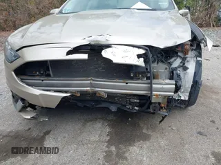 2017 Ford Fusion Hybrid SE с VIN 3FA6P0LU4HR301943, выставлен на аукционе IAAI как лот 42217709 с пробегом 102 791 миль миль и . История ставок и продаж доступна на DreamBid. Изображение 6.
