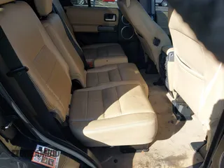 2007 Land Rover LR3 SE with VIN SALAE25427A431062, listed as a IAAI auction lot 41681245 with 184,724 mi miles. Bid and sale history available at carsss.com. Image 8.