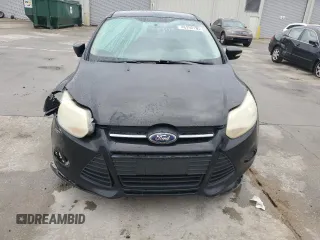 2013 Ford Focus SE with VIN 1FADP3F25DL198883, listed as a Copart auction lot 46290185 with Not Provided miles and Salvage Title. Bid and sale history available at carsss.com. Image 5.