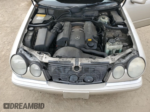 1998 Mercedes-Benz E-Class with VIN WDBJF65F2WA655345, listed as a Copart auction lot 81638574 with 159,554 mi miles and Clean Title. Bid and sale history available at carsss.com. Image 11.