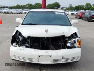 2004 Cadillac DeVille z VIN 1G6KD54Y04U111840, wystawiony jako Copart lot #56712195 z przebiegiem 60 378 mil mil oraz Szkody całkowita. Historia ofert i sprzedaży dostępna na DreamBid. Obrazek 5.