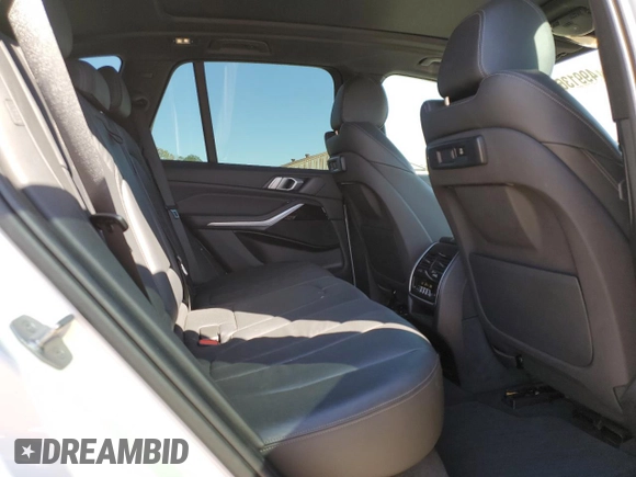 2019 BMW X5 xDrive40i with VIN 5UXCR6C58KLK82708, listed as a Copart auction lot 49913675 with 46,340 mi miles and Salvage Title. Bid and sale history available at carsss.com. Image 11.