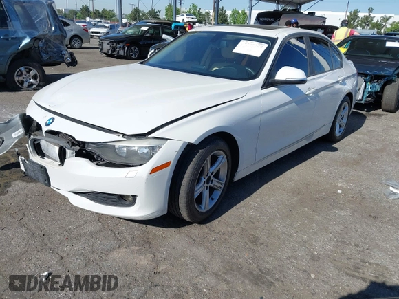 2013 BMW 3 Series 320i xDrive с VIN WBA3C3C55DF980712, выставлен на аукционе IAAI как лот 42317269 с пробегом 114 528 миль миль и . История ставок и продаж доступна на DreamBid. Изображение 18.