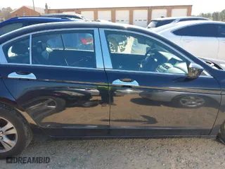 2012 Honda Accord Sdn SE with VIN 1HGCP2F64CA163282, listed as a IAAI auction lot 41777461 with 111,975 mi miles. Bid and sale history available at carsss.com. Image 13.