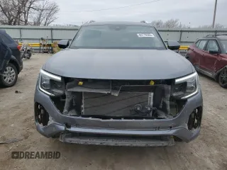 2024 Volkswagen Atlas SEL Premium R-Line with VIN 1V2FR2CA1RC520945, listed as a Copart auction lot 44778565 with 25,003 mi miles and Salvage title. Bid and sale history available at DreamBid. Image 5.
