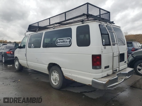 2003 Ford Econoline Passenger XL z VIN 1FBSS31S23HA52924, wystawiony jako Copart lot #77257404 z przebiegiem 170 077 mil mil oraz Nie do naprawy • Non repairable. Historia ofert i sprzedaży dostępna na DreamBid. Obrazek 2.