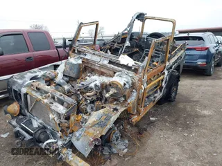 1988 Land Rover Defender with VIN SALLDVAB7EA351799, listed as a IAAI auction lot 41538847 with Not provided miles and . Bid and sale history available at DreamBid. Image 6.