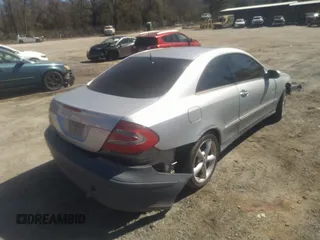 2005 Mercedes-Benz CLK 3.2L with VIN WDBTJ65J25F127494, listed as a IAAI auction lot 41679956 with 106,746 mi miles. Bid and sale history available at carsss.com. Image 4.