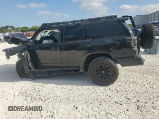 2020 Toyota 4Runner SR5 with VIN JTEBU5JRXL5813453, listed as a Copart auction lot 57989315 with Not provided miles and Non repairable. Bid and sale history available at DreamBid. Image 2.