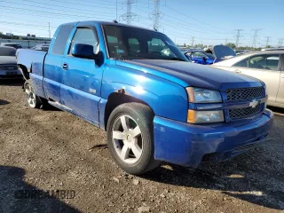 2003 Chevrolet Silverado SS z VIN 2GCEK19N931356654, wystawiony jako Copart lot #72966944 z przebiegiem 292 812 mil mil oraz Szkody całkowita. Historia ofert i sprzedaży dostępna na DreamBid. Obrazek 4.