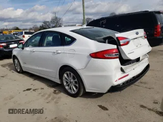 2019 Ford Fusion Hybrid SE with VIN 3FA6P0LU6KR225603, listed as a Copart auction lot 37621353 with 70,279 mi miles. Bid and sale history available at carsss.com. Image 2.