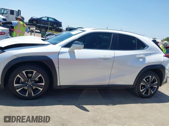 2020 Lexus UX 200 z VIN JTHX3JBH3L2029076, wystawiony jako IAAI lot #42554639 z przebiegiem 62 861 mil mil oraz . Historia ofert i sprzedaży dostępna na DreamBid. Obrazek 14.