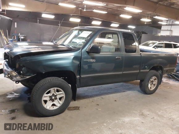 1996 Toyota T100 DX with VIN JT4UN22D2T0020138, listed as a IAAI auction lot 41912550 with 164,007 mi miles. Bid and sale history available at carsss.com. Image 14.