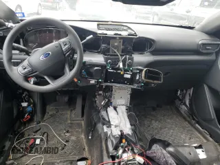 2021 Ford Explorer z VIN 1FM5K8AC0MGC31657, wystawiony jako Copart lot #70309654 z przebiegiem Nie podano mil oraz Szkoda całkowita • Salvage title. Historia ofert i sprzedaży dostępna na DreamBid. Obrazek 8.