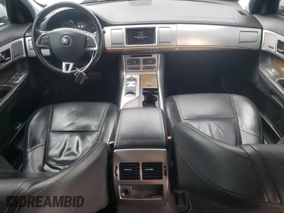 2015 Jaguar XF I4 T Premium with VIN SAJWA0FS6FPU86301, listed as a Copart auction lot 45493755 with 111,885 mi miles and Clean Title. Bid and sale history available at carsss.com. Image 8.