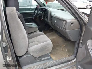 2006 Chevrolet Silverado 1500 LS with VIN 1GCEC19V06Z291136, listed as a IAAI auction lot 41938807 with 1 mi miles. Bid and sale history available at carsss.com. Image 5.