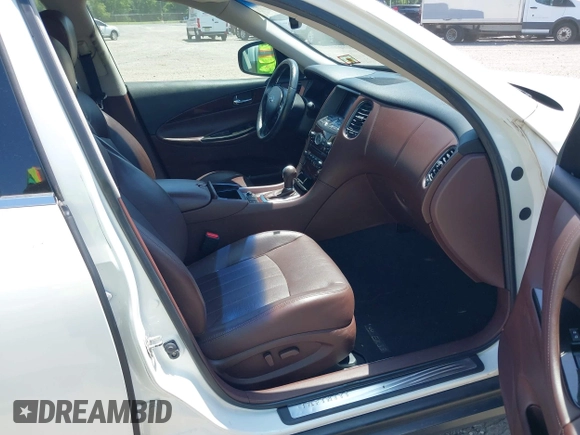 2012 Infiniti EX Journey with VIN JN1AJ0HR4CM453459, listed as a IAAI auction lot 42590149 with 130,189 mi miles and . Bid and sale history available at DreamBid. Image 5.