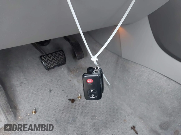 2012 Toyota RAV4 Limited с VIN 2T3YK4DV9CW015994, выставлен на аукционе IAAI как лот 42147954 с пробегом 132 605 миль миль и . История ставок и продаж доступна на DreamBid. Изображение 11.