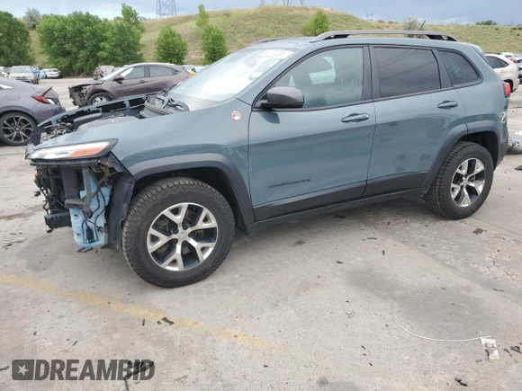 2015 Jeep Cherokee Trailhawk с VIN 1C4PJMBSXFW555223, выставлен на аукционе Copart как лот 62072235 с пробегом 207 240 миль миль и На запчасти • Non repairable. История ставок и продаж доступна на DreamBid. Изображение 1.