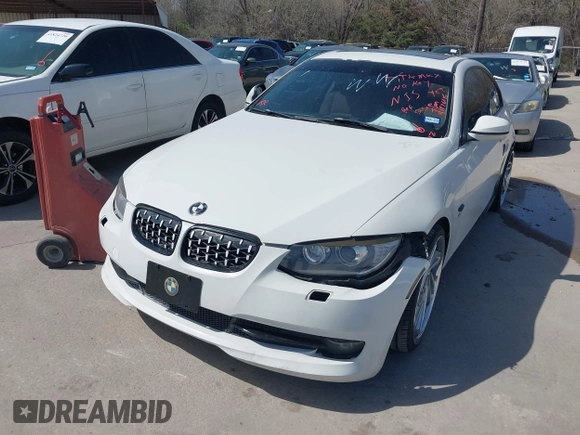 2011 BMW 3 Series 328i xDrive with VIN WBAKF5C51BE395627, listed as a IAAI auction lot 41826646 with 95,592 mi miles. Bid and sale history available at carsss.com. Image 6.