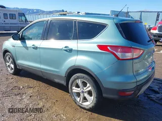 2013 Ford Escape SE z VIN 1FMCU9GX3DUC55471, wystawiony jako IAAI lot #41484007 z przebiegiem 174 381 mil mil oraz . Historia ofert i sprzedaży dostępna na DreamBid. Obrazek 3.