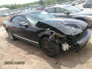 2005 Ford Mustang Deluxe with VIN 1ZVHT84N855259857, listed as a IAAI auction lot 42049030 with 228,608 mi miles. Bid and sale history available at carsss.com. Image 1.