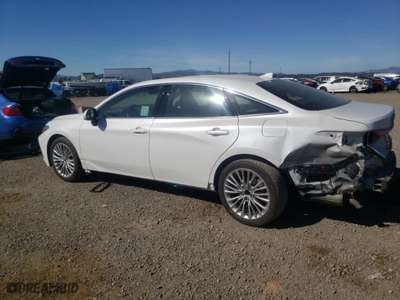 2022 Toyota Avalon Hybrid Limited with VIN 4T1DA1AB0NU013332, listed as a Copart auction lot 44385114 with 12,747 mi miles. Bid and sale history available at carsss.com. Image 2.