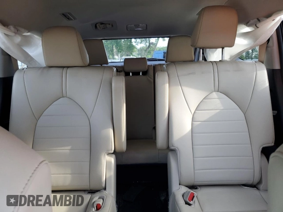 2024 Toyota Highlander LE z VIN 5TDKDRAH9RS548529, wystawiony jako Copart lot #53493205 z przebiegiem 16 627 mil mil oraz Szkoda całkowita • Salvage title. Historia ofert i sprzedaży dostępna na DreamBid. Obrazek 10.