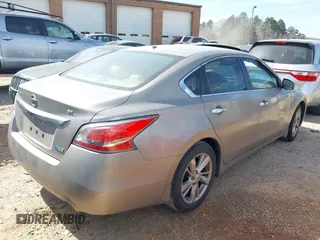 2014 Nissan Altima SV with VIN 1N4AL3AP5EC328776, listed as a IAAI auction lot 41835169 with 182,753 mi miles and . Bid and sale history available at DreamBid. Image 4.