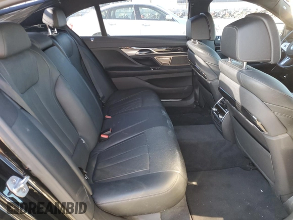 2020 BMW 7 Series 740i with VIN WBA7T2C00LGL17895, listed as a Copart auction lot 70637582 with 30,301 mi miles. Bid and sale history available at carsss.com. Image 10.