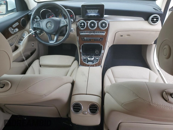 2018 Mercedes-Benz GLC 300 z VIN WDC0G4JB6JV090157, wystawiony jako Copart lot #55920905 z przebiegiem 63 436 mil mil oraz Szkoda całkowita • Salvage title. Historia ofert i sprzedaży dostępna na DreamBid. Obrazek 8.