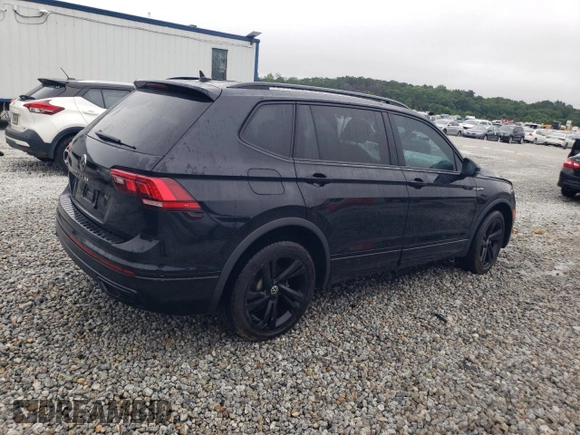2023 Volkswagen Tiguan SE R-Line Black z VIN 3VVCB7AX5PM030017, wystawiony jako Copart lot #57315575 z przebiegiem 39 577 mil mil oraz Szkoda całkowita • Salvage title. Historia ofert i sprzedaży dostępna na DreamBid. Obrazek 3.