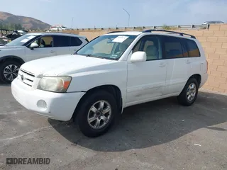 2006 Toyota Highlander w/3rd Row with VIN JTEDP21A460117651, listed as a IAAI auction lot 40618172 with 218,563 mi miles. Bid and sale history available at carsss.com. Image 17.