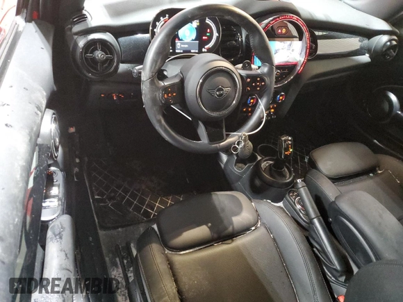 2024 MINI Convertible Cooper S с VIN WMW43DL06R3S17556, выставлен на аукционе Copart как лот 88520075 с пробегом 10 529 миль миль и Списание • Salvage title. История ставок и продаж доступна на DreamBid. Изображение 8.