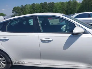2017 Kia Optima LX with VIN 5XXGT4L39HG129092, listed as a IAAI auction lot 42077810 with 72,912 mi miles and . Bid and sale history available at carsss.com. Image 13.