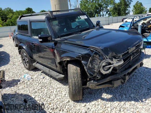 2021 Ford Bronco z VIN 1FMDE5APXMLA63439, wystawiony jako Copart lot #58100614 z przebiegiem 42 973 mil mil oraz Szkoda całkowita • Salvage title. Historia ofert i sprzedaży dostępna na DreamBid. Obrazek 4.