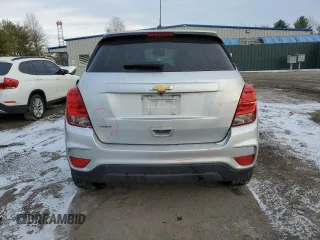 2020 Chevrolet Trax LS with VIN KL7CJKSB3LB321170, listed as a Copart auction lot 41471845 with 237,757 mi miles and Salvage Title. Bid and sale history available at DreamBid. Image 6.