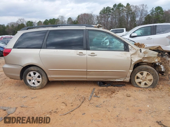 2005 Toyota Sienna CE with VIN 5TDZA23C25S256778, listed as a IAAI auction lot 41834055 with 118,360 mi miles. Bid and sale history available at carsss.com. Image 14.