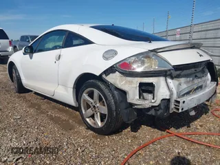 2008 Mitsubishi Eclipse GS z VIN 4A3AK24F28E007617, wystawiony jako IAAI lot #41877110 z przebiegiem 193 999 mil mil oraz . Historia ofert i sprzedaży dostępna na DreamBid. Obrazek 3.