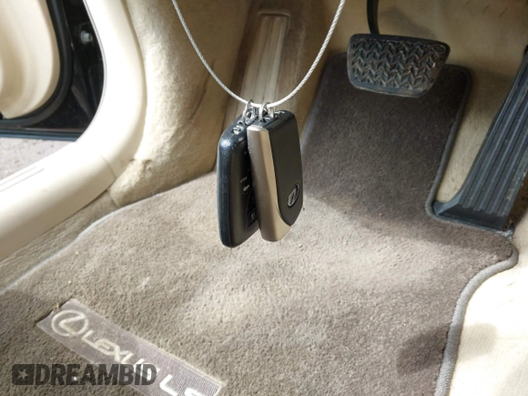 2014 Lexus LS 460 с VIN JTHCL5EF1E5022676, выставлен на аукционе IAAI как лот 41914005 с пробегом 111 108 миль миль и . История ставок и продаж доступна на DreamBid. Изображение 11.