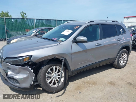 2020 Jeep Cherokee Latitude with VIN 1C4PJMCB6LD585177, listed as a IAAI auction lot 42589679 with 29,075 mi miles and . Bid and sale history available at DreamBid. Image 6.