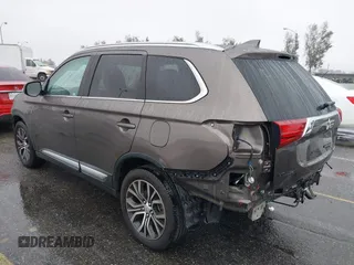 2018 Mitsubishi Outlander SE с VIN JA4AD3A3XJZ020282, выставлен на аукционе IAAI как лот 41516525 с пробегом 96 790 миль миль и . История ставок и продаж доступна на DreamBid. Изображение 3.