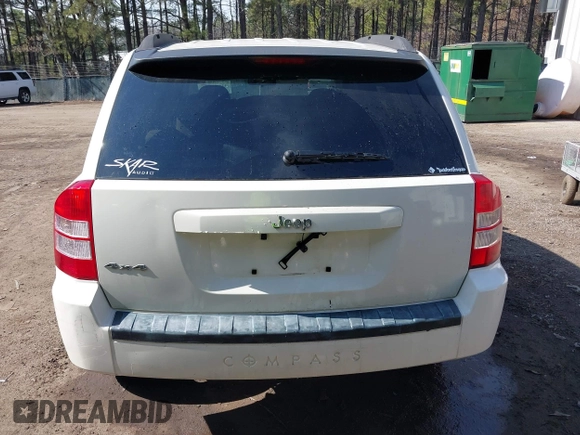 2008 Jeep Compass Sport with VIN 1J8FF47W98D584311, listed as a IAAI auction lot 41644836 with 213,271 mi miles and . Bid and sale history available at carsss.com. Image 16.